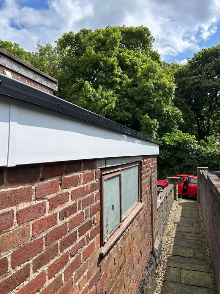 Flat roofs are a popular choice for many people, and for good reason. They offer a sleek and modern look to any building.